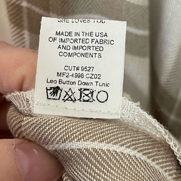 Show Me Your Mumu Leo Button Down Tunic in Everyday Plaid Size Medium - Picture 5 of 6